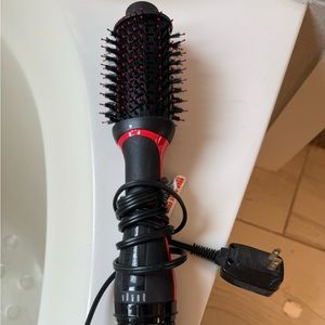Revlon hair drying brush